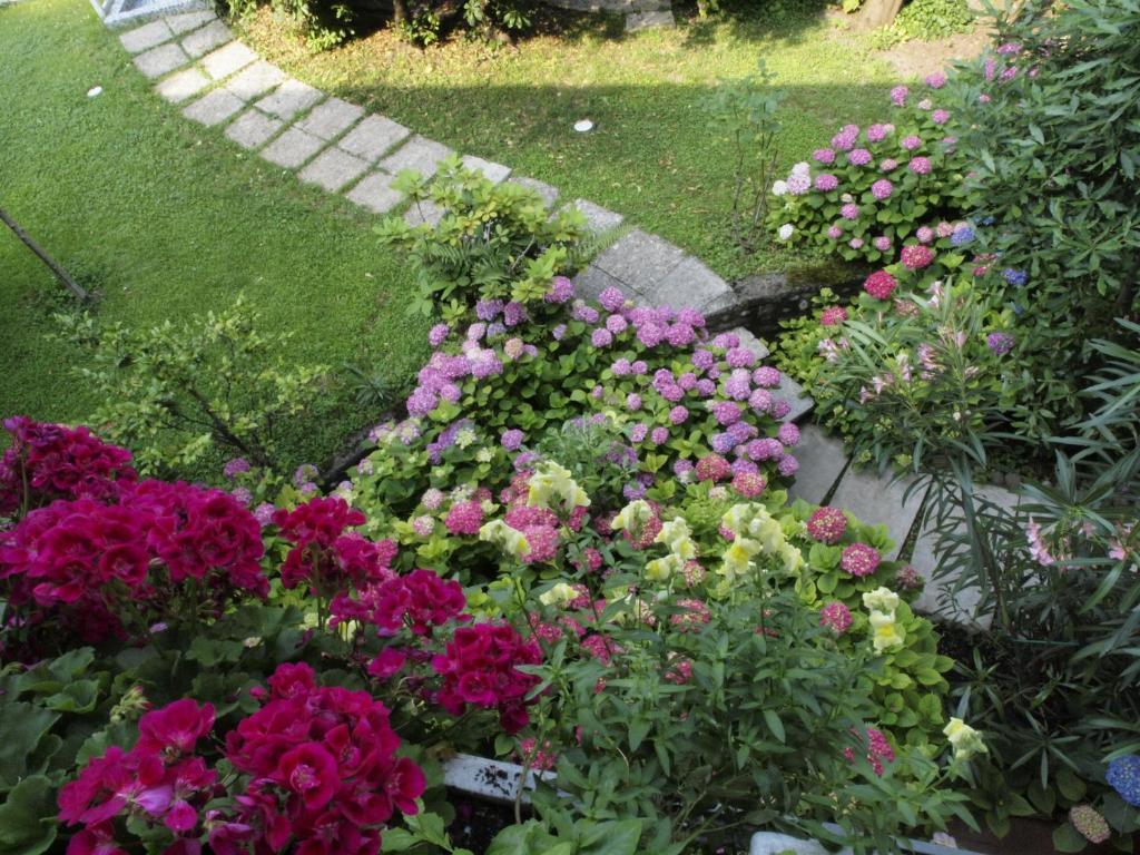 Hotel San Filis Сан-Феличе-дель-Бенако Экстерьер фото